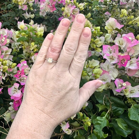 NEW 14K Yellow Gold 2 Carat Moissanite Ring, Size 7 - Picture 2 of 13